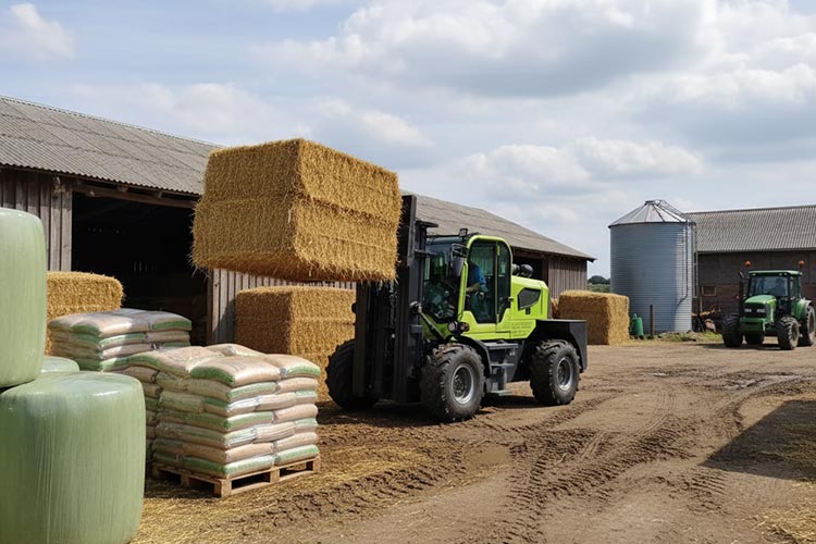 BLANC-ELE-4wd-Forklifts-for-Agriculture