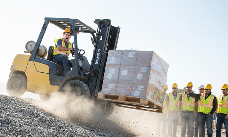 A split-screen image showing a forklift sliding uncontrollably vs. one descending with control.