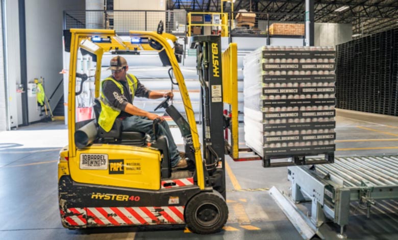 3 wheel forklift operating in narrow warehouse aisle 3-wheel-forklift.jpg