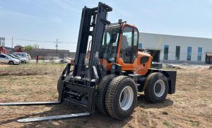 blanc-ele-rt6-all-terrain-forklift